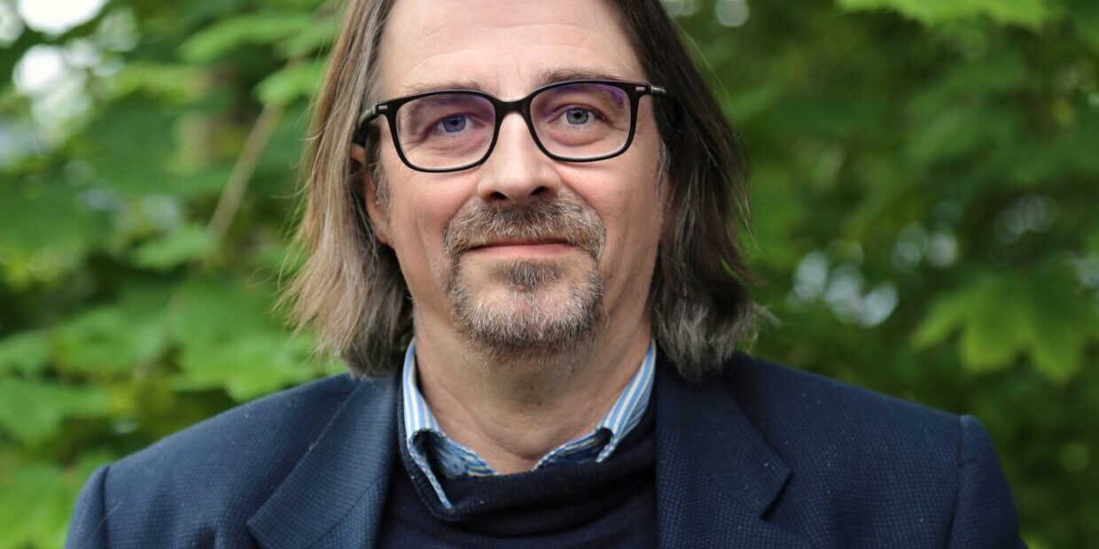 Portret van stilte expert prof dr. Bart Vinck